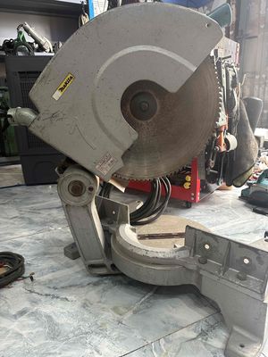 Máy cắt gỗ makita zin nhật bãi lưỡi 380mm hợp kim. Mua bán Đồ chuyên dụng, Giống nuôi trồng tại Huyện Nhà Bè Tp Hồ Chí Minh được đăng bởi  Công Cụ SG