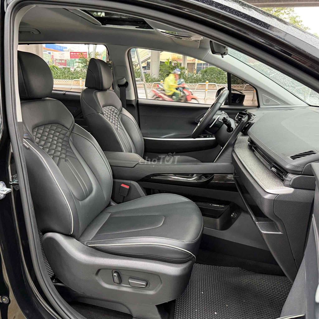 Custin 07 Chỗ Cửa Lùa 2025. Mua bán Ô tô tại Huyện Châu Thành Trà Vinh được đăng bởi Đạt Hyundai Bến Tre hình 7