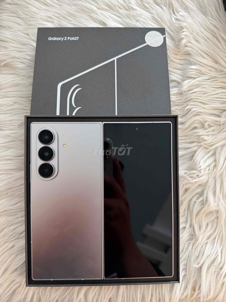 Samsung Z Fold 7 Bạc. Mua bán Điện thoại tại Quận Hải Châu Đà Nẵng được đăng bởi Minh Phong hình 1