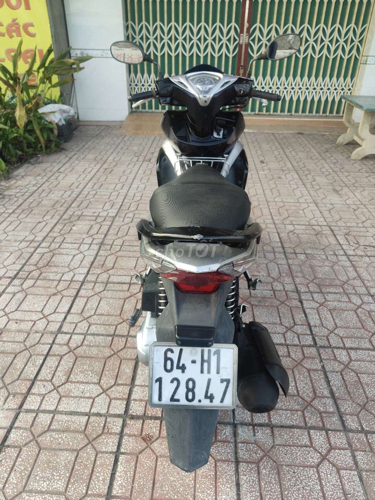 HONDA AIRBLADE FI XE SẠCH MÁY ZIN ÊM. Mua bán Xe máy tại Huyện Bình Tân Vĩnh Long được đăng bởi MƯỜI   BÌNH TÂN VL hình 3