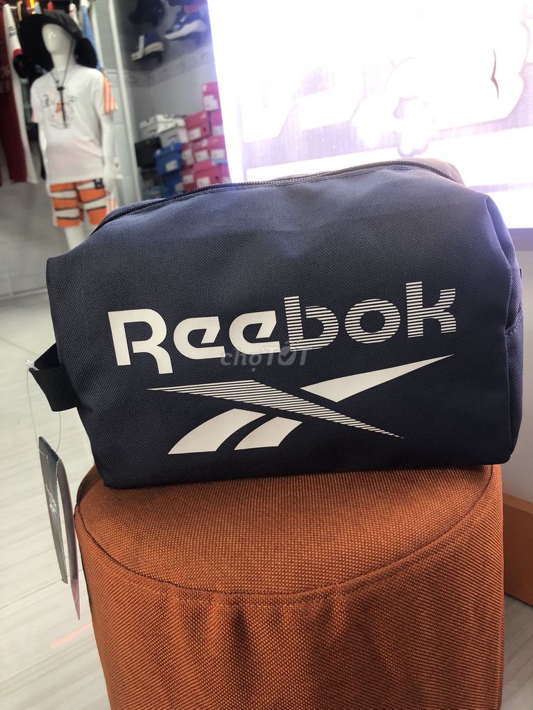 Túi Cầm Tay Reebok Training 100% chính hãng