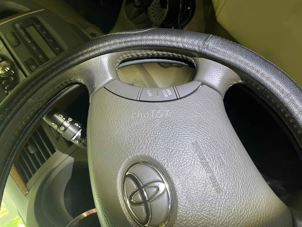 Toyota Fortuner 2010 2.7V - 120000 km