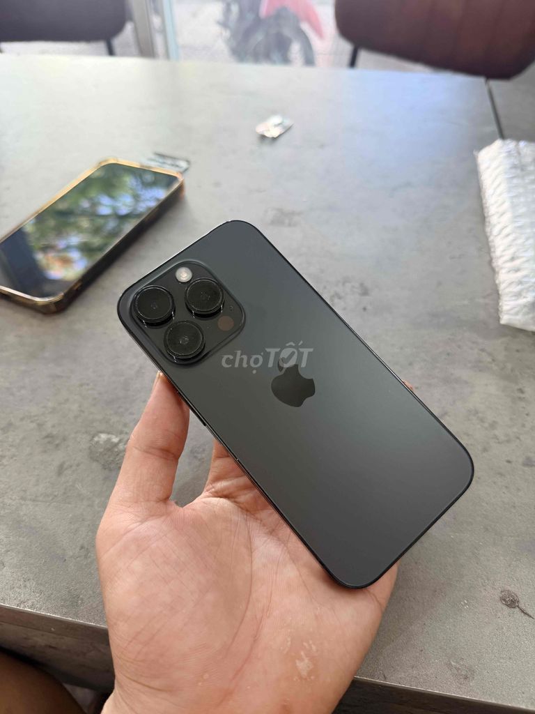 Apple iPhone 14 Pro 128GB Đen 99%. Mua bán Điện thoại tại Quận Ngũ Hành Sơn Đà Nẵng được đăng bởi Nghĩa  hình 1