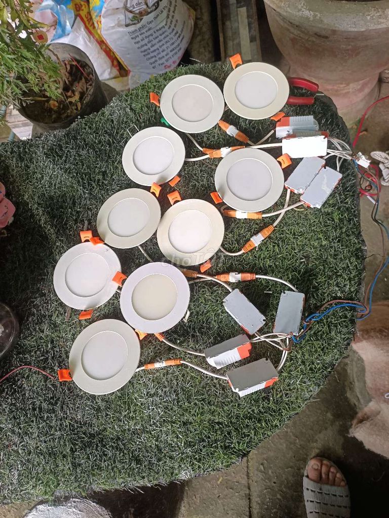 Đèn LED âm trần Vàng 10.5 cm. Mua bán Đèn tại Quận Cẩm Lệ Đà Nẵng được đăng bởi Hoàng Tôn hình 1