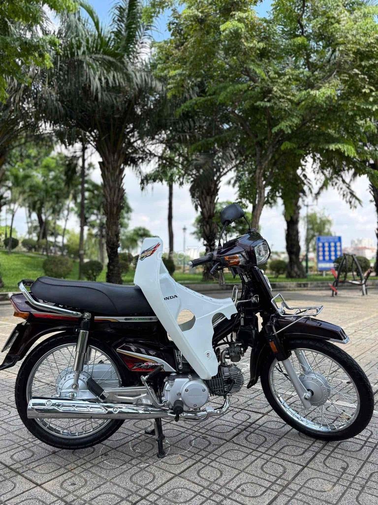 cần bán ạ. Mua bán Xe máy tại Quận Bình Thạnh Tp Hồ Chí Minh được đăng bởi Nguyễn Nghĩa hình 3