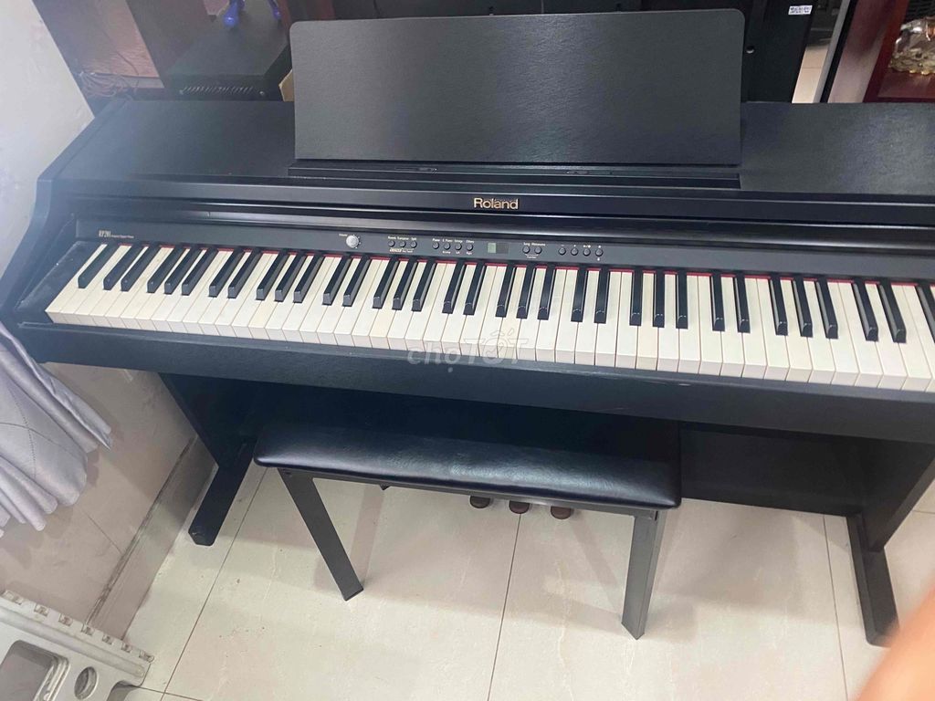 Đàn piano điện Roland RP-301 Đen. Mua bán Nhạc cụ tại Quận 4 Tp Hồ Chí Minh được đăng bởi Rainny hình 1