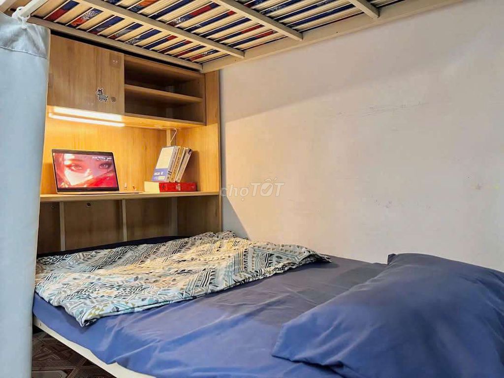 Ký túc xá thoáng mát số 1 Võ Oanh, giá 1tr7 trọn gói