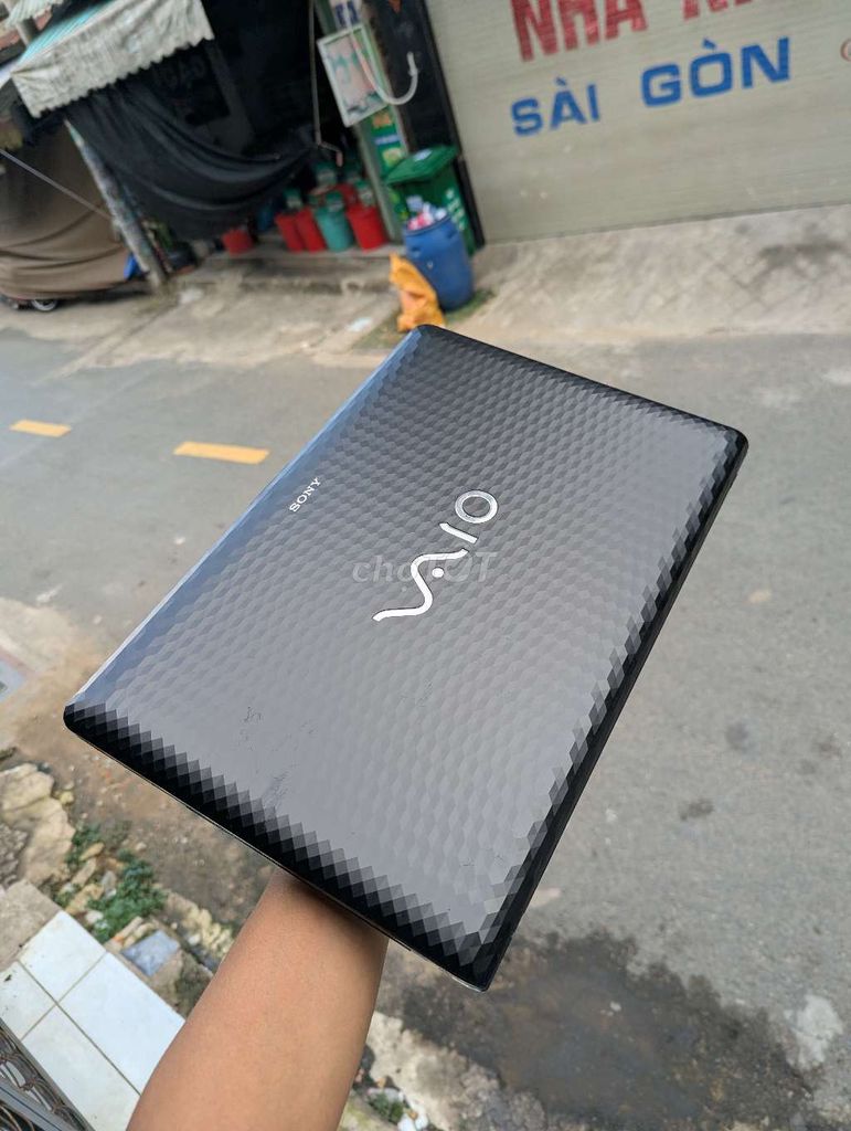Laptop Sony VAIO i5 15.6 inch 8GB/240GB. Mua bán Laptop tại Thành phố Thủ Đức Tp Hồ Chí Minh được đăng bởi Công ty TNHH Dịch Vụ Ngọc Gia Bảo Computer hình 1