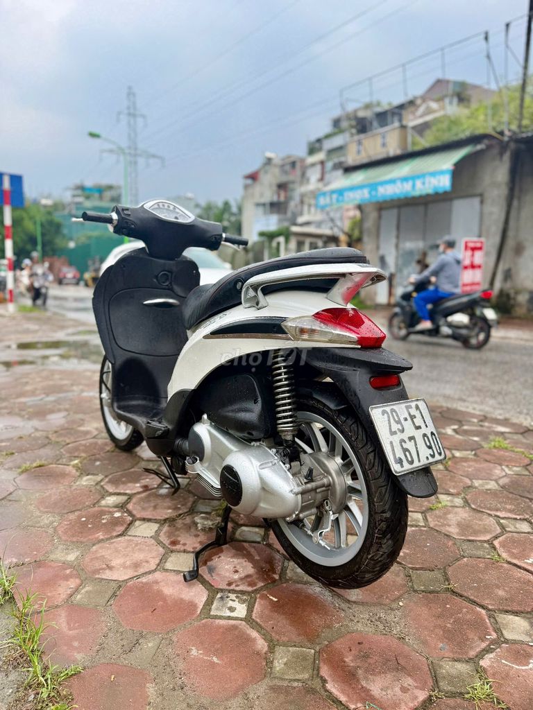 Liberty 2012 ie kim phun điện tử. Mua bán Xe máy tại Quận Hoàng Mai Hà Nội được đăng bởi Trường Giang Phạm hình 5