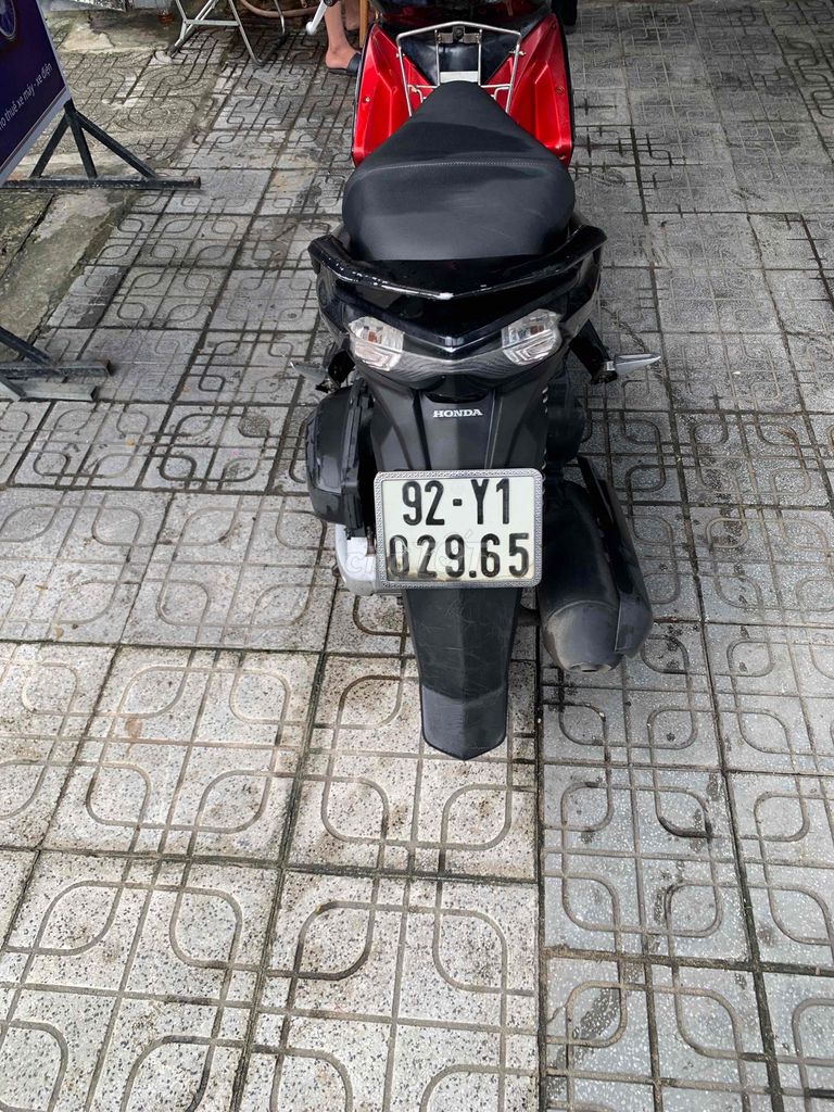 Cần thanh lý. Air Blade 2013. Mua bán Xe máy tại Quận Ngũ Hành Sơn Đà Nẵng được đăng bởi Ngọc Trọng hình 6