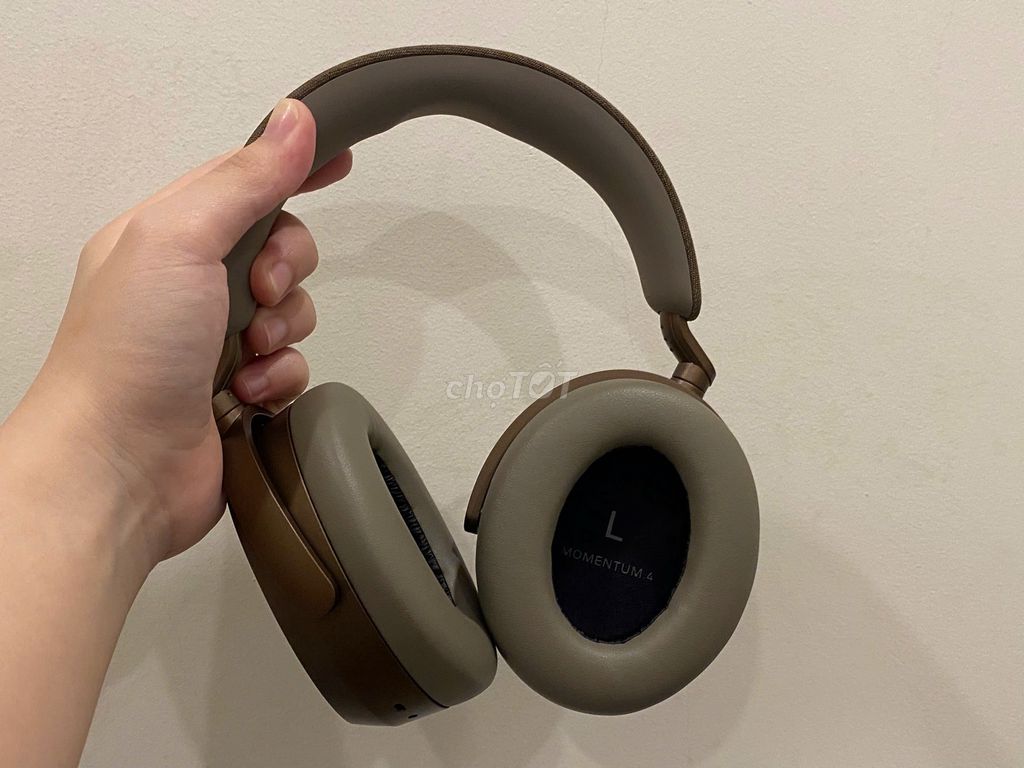 Tai nghe Sennheiser Momentum 4 Wireless - Bronze. Mua bán Tivi, Âm thanh tại Quận 10 Tp Hồ Chí Minh được đăng bởi Wegames HCM Q10 hình 1