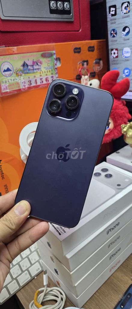 Apple iPhone 14 Pro Max 256GB Tím. Mua bán Điện thoại tại Quận 4 Tp Hồ Chí Minh được đăng bởi Nguyễn Nhân hình 1
