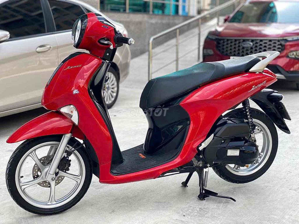 ❤️ Janus 2023 Đỏ, bstp chính chủ,Chưa dặm tút.