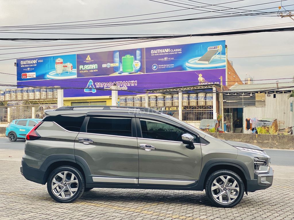 Mitsubishi Xpander 2023 Cross-17.000km Xe Gia Đình