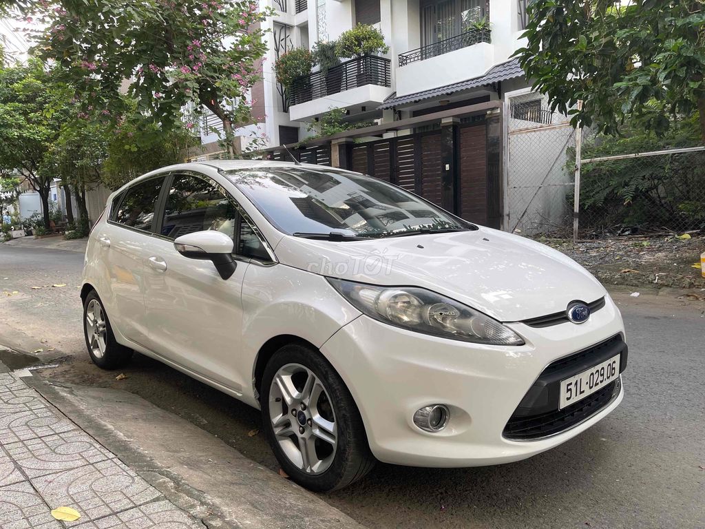 Ford Fiesta 2011 1.6S AT Hatchback 88.000 km. Mua bán Ô tô tại Quận 6 Tp Hồ Chí Minh được đăng bởi Salon Xe Lướt Sài Gòn hình 1