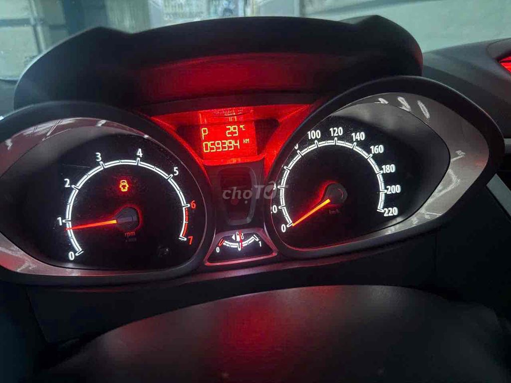 Ford Fiesta 2013 Trắng 59.800 km 1 Chủ. Mua bán Ô tô tại Quận Tân Bình Tp Hồ Chí Minh được đăng bởi Sài Gòn Ford hình 10