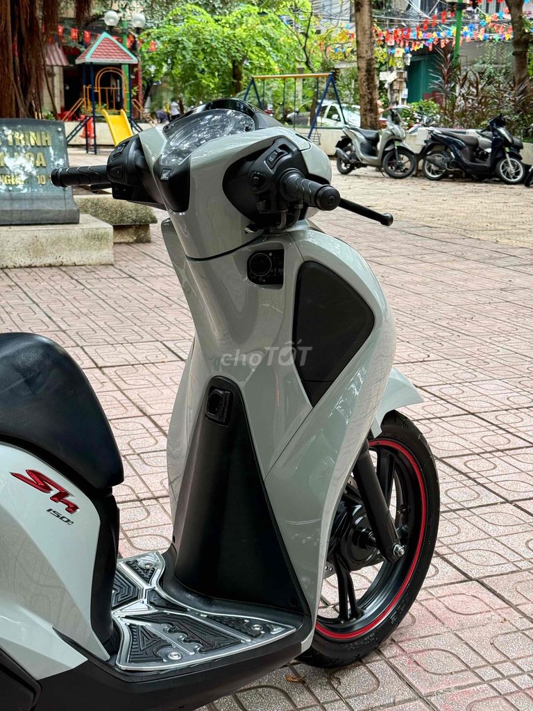 Honda SH125 CBS 2017 серый цементный 29K