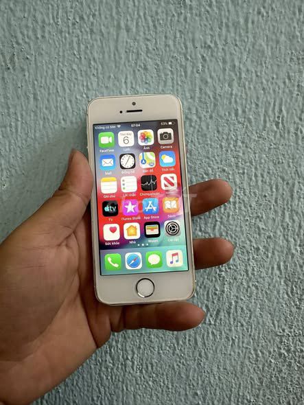 Apple iPhone 5s 32GB Trắng Đã qua sử dụng. Mua bán Điện thoại tại Quận 12 Tp Hồ Chí Minh được đăng bởi Hội Đồ Điện Tử hình 1