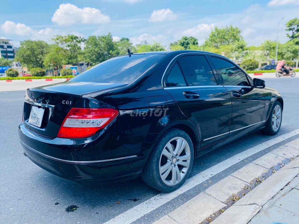 Mercedes Benz C Class 2010 C250 CGI - 90000 km. Mua bán Ô tô tại Quận Nam Từ Liêm Hà Nội được đăng bởi Em Tuan hình 6
