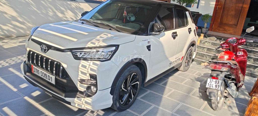 Toyota Raize Độ GR Trắng đen. Mua bán Ô tô tại Huyện Nghi Lộc Nghệ An được đăng bởi Tí Gaming hình 1