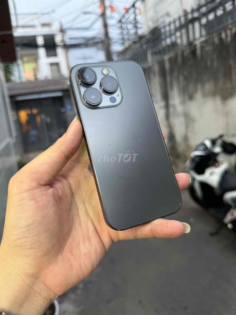 Apple iPhone 14 Pro 128GB Xám Mỹ. Mua bán Điện thoại tại Thành phố Vũng Tàu Bà Rịa - Vũng Tàu được đăng bởi BINHHYK  hình 1
