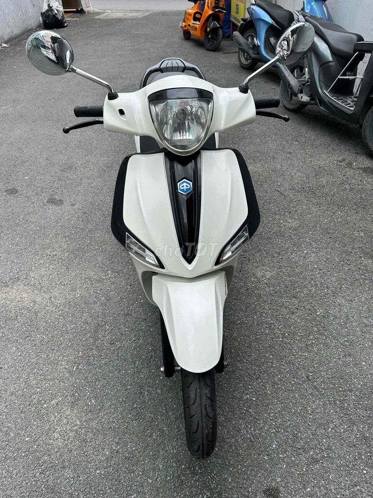 Piaggio Liberty 2015 ABS Белый Вьетнам