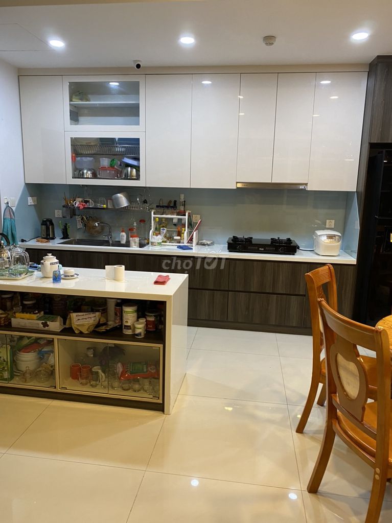 Bán căn hộ Emerald, View nội khu, 104m2 3PN + 2WC, Giá : 4.8Tỷ