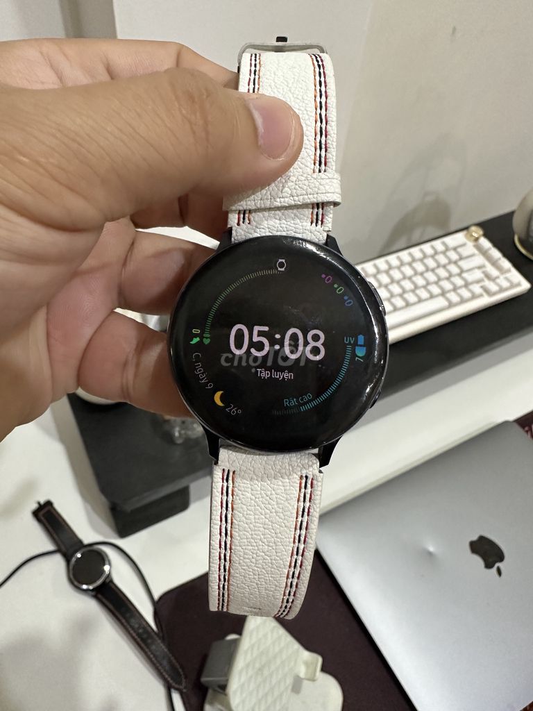 Đẩy Nhanh trong ngày samsung Watch 2