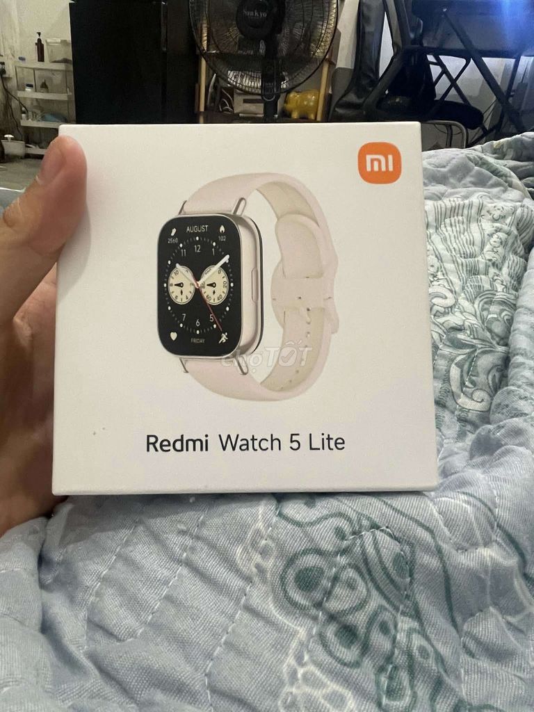 Xiaomi Redmi Watch 5 Lite Vàng. Mua bán Thiết bị đeo thông minh tại Thành phố Thủ Đức Tp Hồ Chí Minh được đăng bởi Gia Khiêm Đỗ hình 1