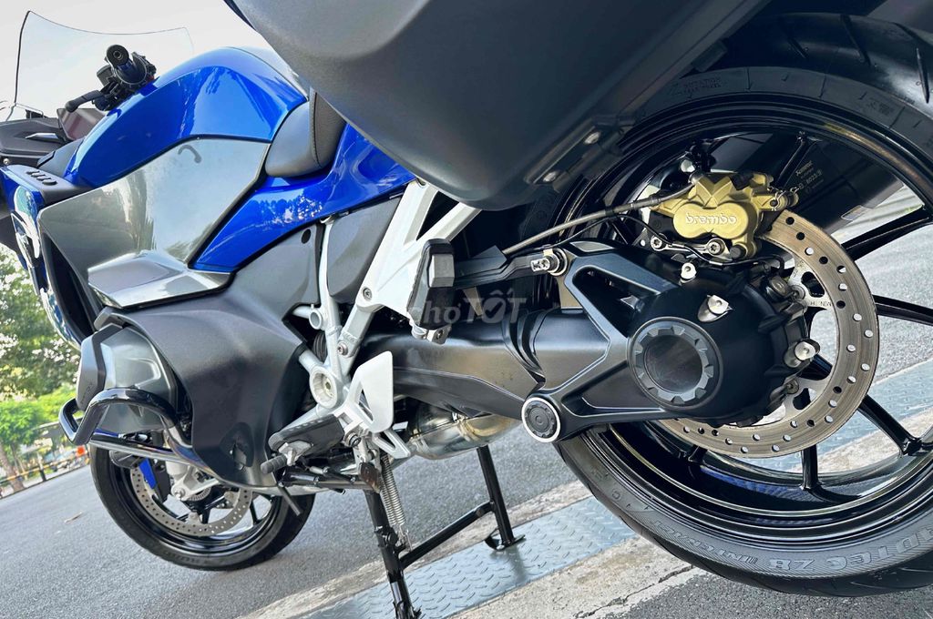 BMW R1250 RT Sport 2023. Mua bán Xe máy tại Quận Tân Bình Tp Hồ Chí Minh được đăng bởi Nguyễn Đình Quang Duy  hình 4