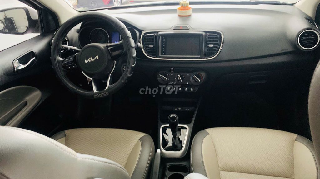 Kia Soluto 1.4 AT Delux 2024 màu trắng. Mua bán Ô tô tại Quận Cẩm Lệ Đà Nẵng được đăng bởi Nguyễn Đức Trưởng hình 6