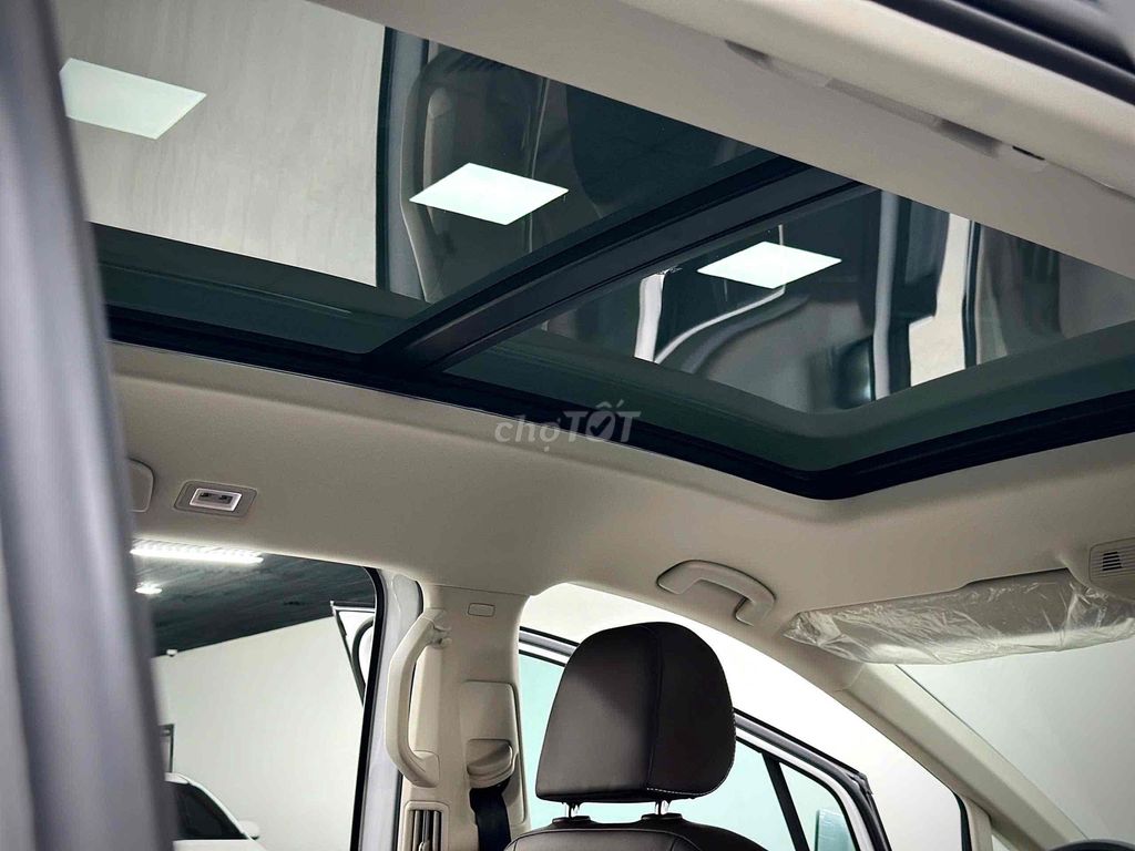 🚘 Volkswagen Viloran 2024 Luxury Siêu Lướt 9.000km. Mua bán Ô tô tại Thành phố Thủ Đức Tp Hồ Chí Minh được đăng bởi Tấn Lợi  hình 12