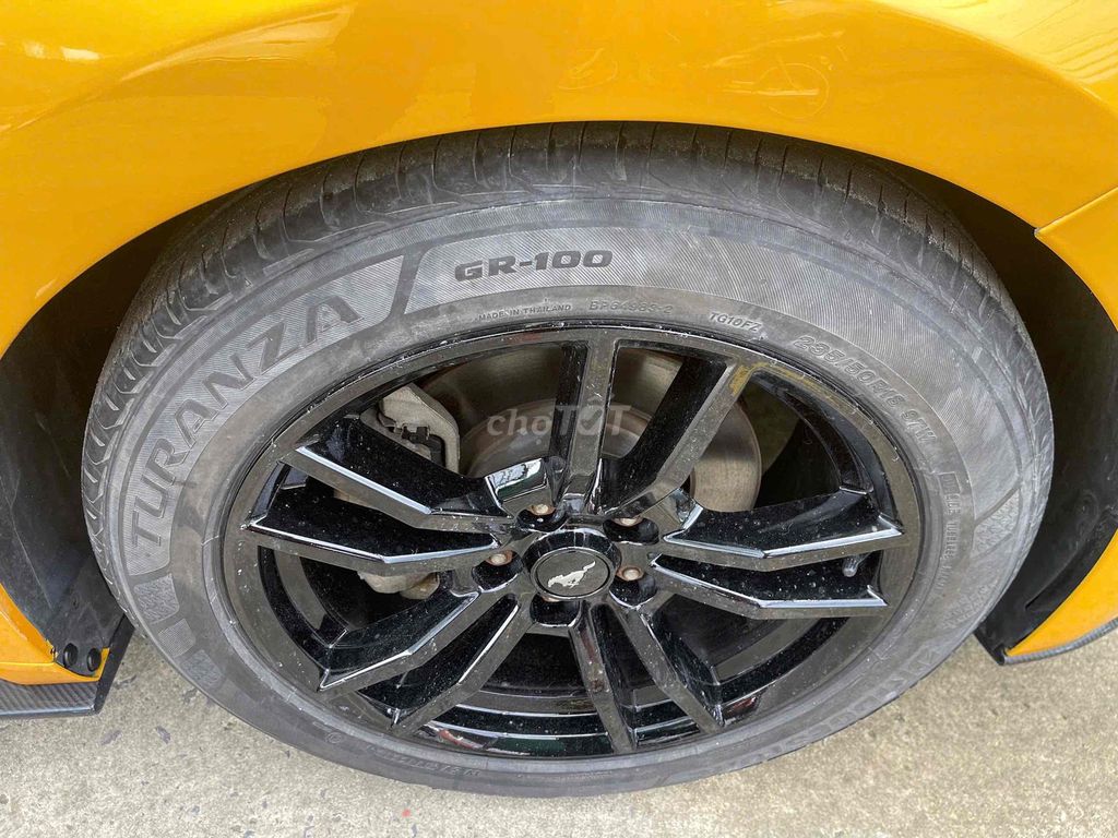 Ford Mustang Cũ 2.3L AT 2014 - 80000 km ốp Carbon. Mua bán Ô tô tại Quận Gò Vấp Tp Hồ Chí Minh được đăng bởi Ô Tô Cũ hình 6