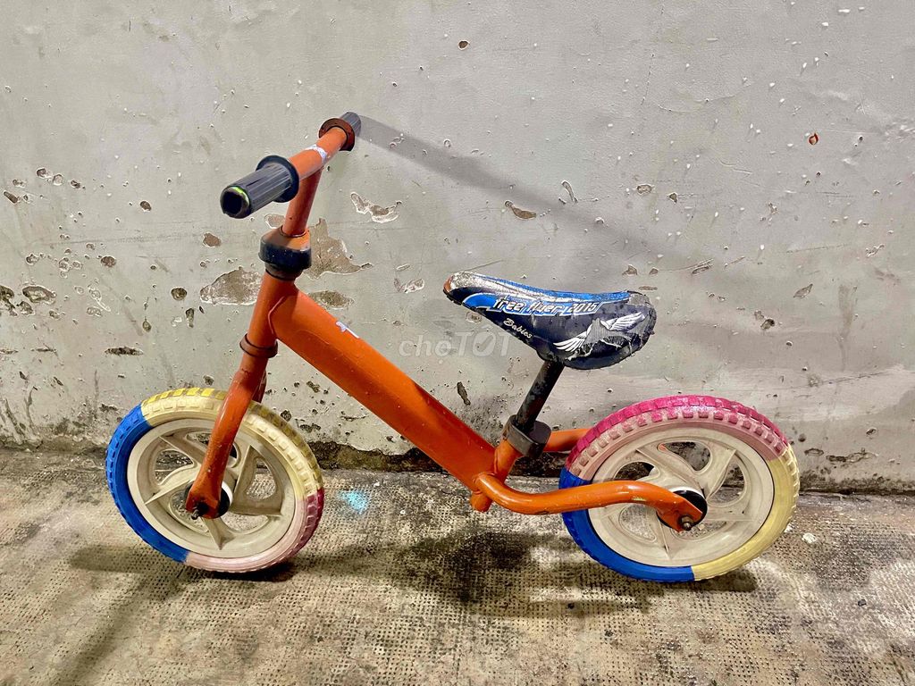 Xe chòi chân Unisex 4-7 tuổi. Mua bán Mẹ và bé tại Quận Bình Tân Tp Hồ Chí Minh được đăng bởi Trịnh mỹ linh hình 1