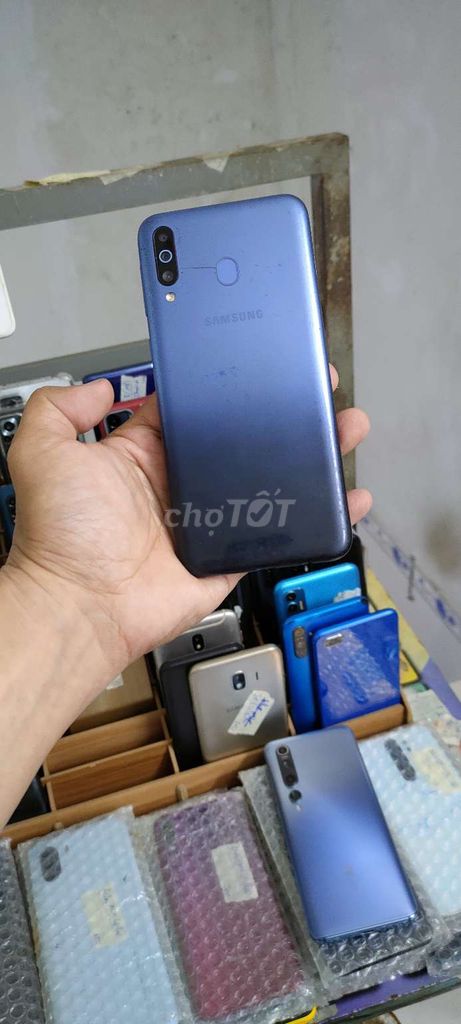 Samsung M30, ram 4gb, 64gb, pin 5000. Mua bán Điện thoại tại Quận Gò Vấp Tp Hồ Chí Minh được đăng bởi A LONG   nhận thanh toán THẺ TÍN DỤNG hình 1