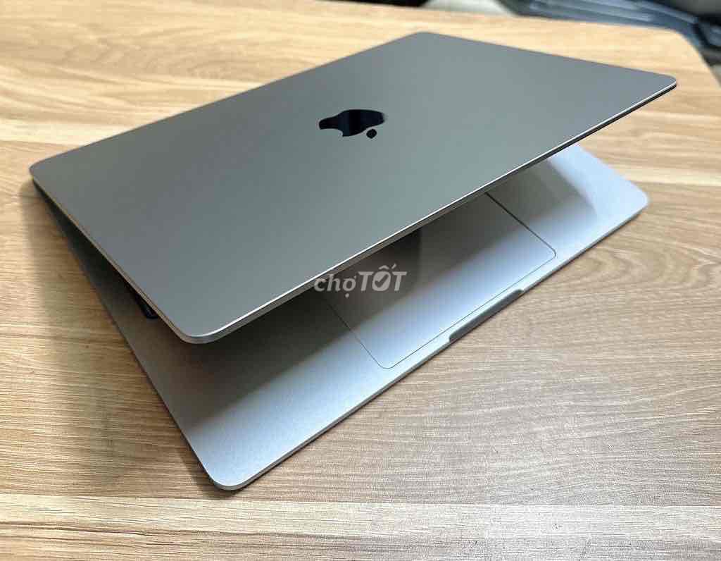 Apple Macbook M2 8GB/256GB Xám 98%. Mua bán Laptop tại Quận Thanh Xuân Hà Nội được đăng bởi Vương Đình Phát hình 1