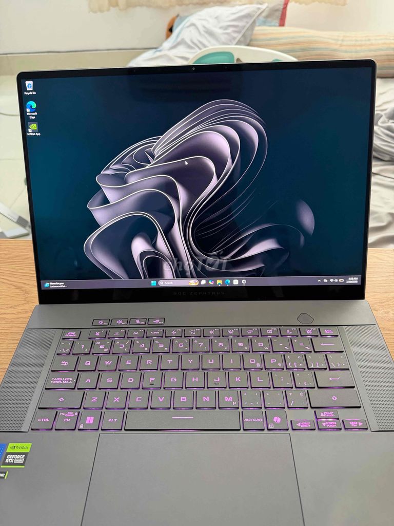 Asus Zephyrus G16 2025 U9 5070Ti 32GB/2TB Xám. Mua bán Laptop tại Thành phố Thủ Đức Tp Hồ Chí Minh được đăng bởi nvt hình 1