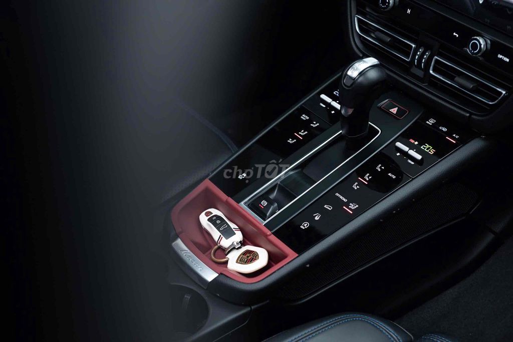 Porsche Macan 2021 - 57000 km. Mua bán Ô tô tại Quận 7 Tp Hồ Chí Minh được đăng bởi TrầnKimLA hình 20