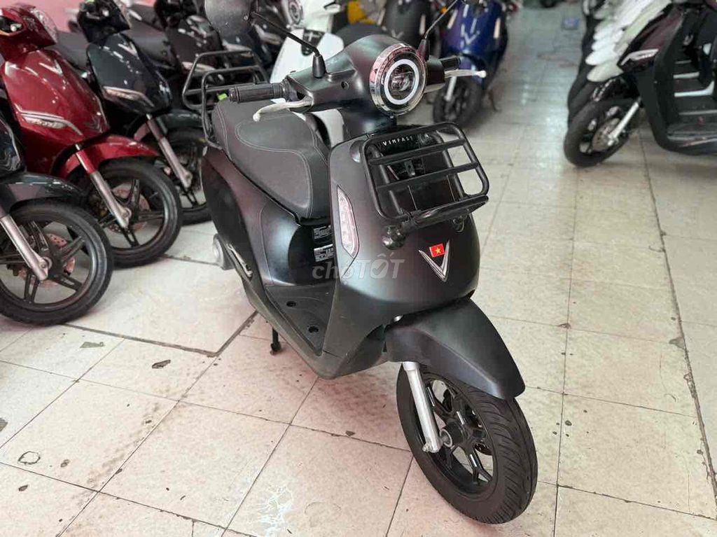 Xe máy điện VinFast Evo 200 Đen