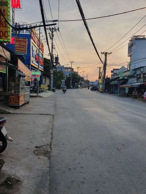Nhà lầu 2 Mặt Tiền Dương công khi Tân Hiệp Hóc Môn 200m nở hậu. Mua bán nhà ở tại Huyện Hóc Môn Tp Hồ Chí Minh được đăng bởi Trịnh Nam Giang