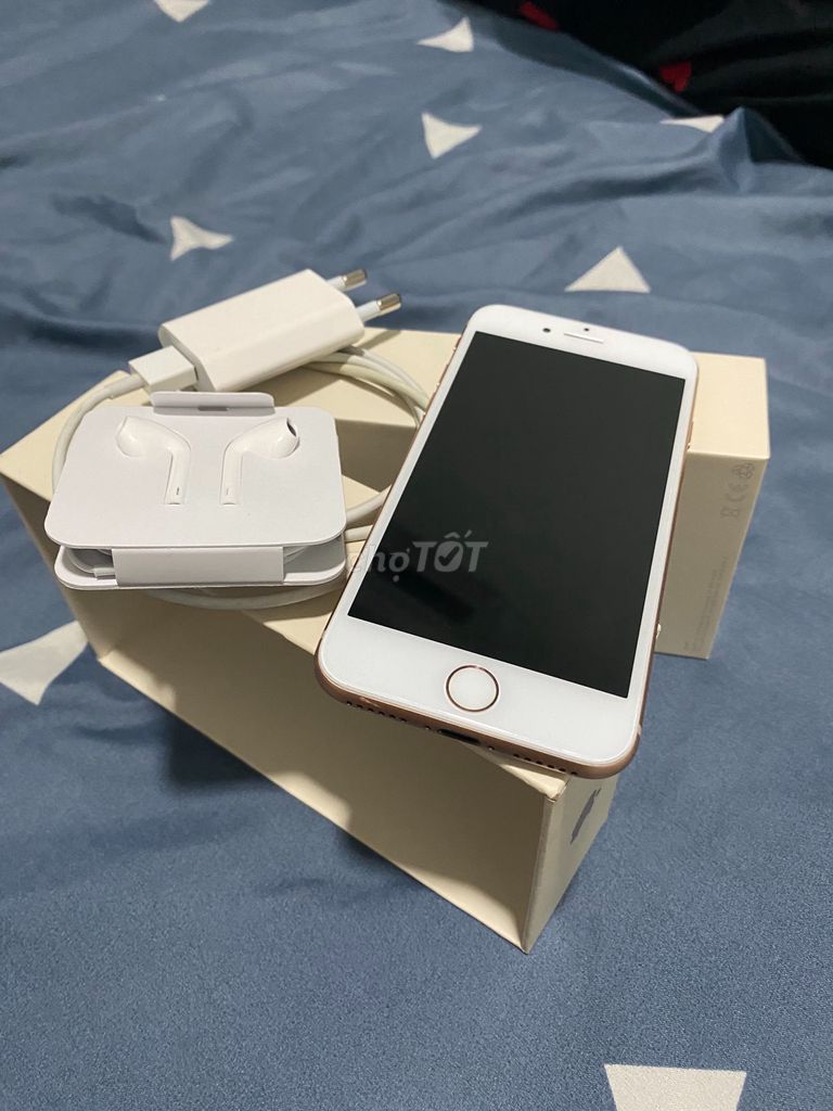 0988420156 - iphone 8 64gb vàng QT mã VN/A còn BH hãng fpt 6th