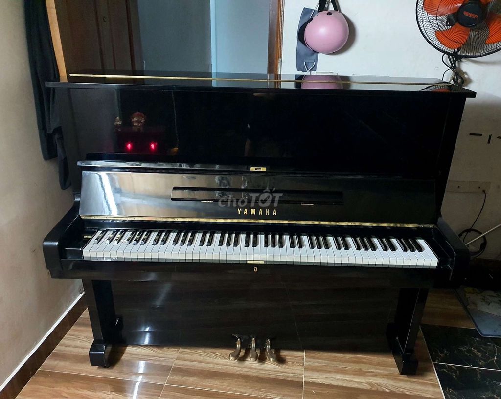 Nghỉ dạy thanh lý lại đàn yamaha U2 dùng tốt