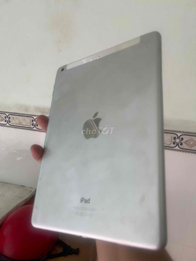 Apple iPad Air 16GB Bạc. Mua bán Máy tính bảng tại Quận Ninh Kiều Cần Thơ được đăng bởi tran hung phat hình 1