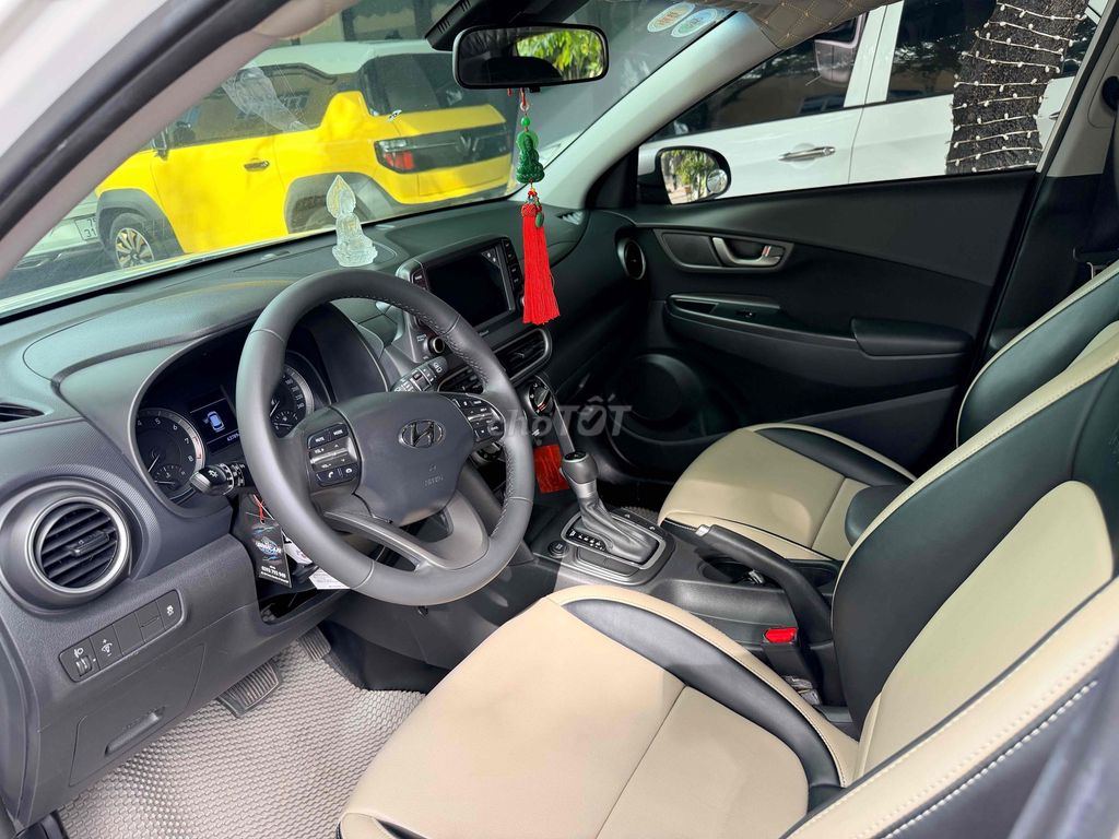 Hyundai Kona 2020 Trắng. Mua bán Ô tô tại Quận Cẩm Lệ Đà Nẵng được đăng bởi Phước Auto hình 5