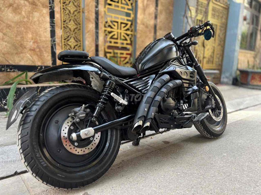 Honda Rebel300 abs Xe độ full Bobber chất Mỹ. Mua bán Xe máy tại Quận Cầu Giấy Hà Nội được đăng bởi Tong motor xe may hình 8