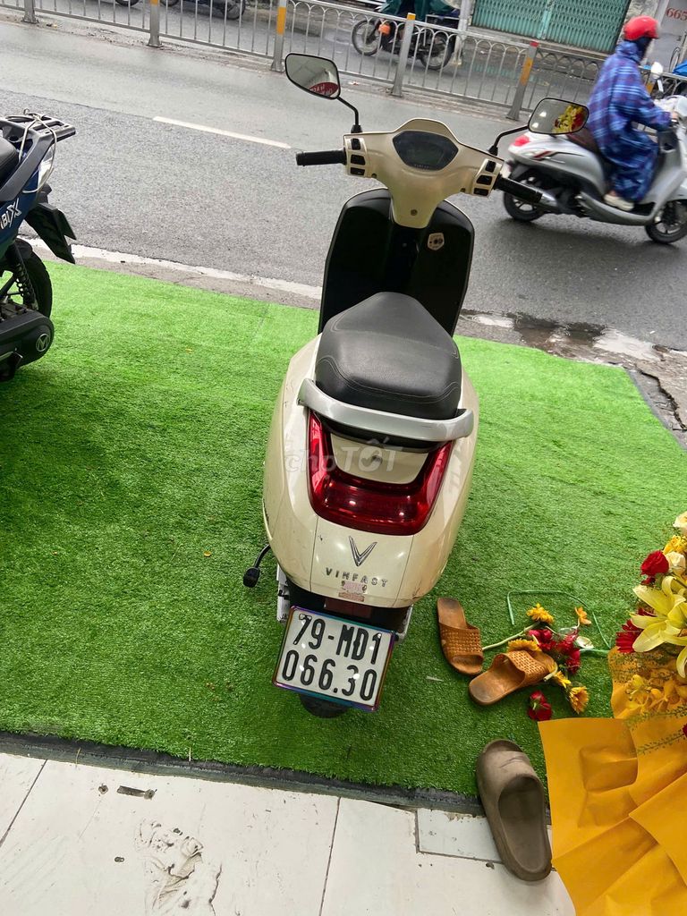 Xe Vinfast Klara A2 2019 màu kem. Mua bán Xe điện tại Quận Tân Bình Tp Hồ Chí Minh được đăng bởi EVBATTERY hình 2