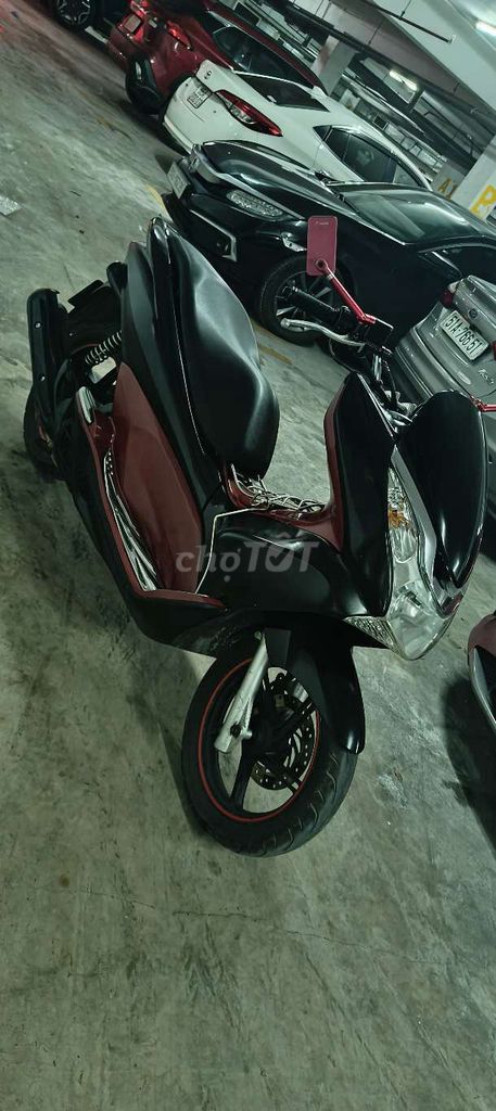 Honda PCX Đỏ đen. Mua bán Xe máy tại Quận Bình Tân Tp Hồ Chí Minh được đăng bởi Mr Dương hình 4