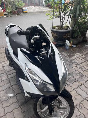 Honda Air Blade 2014 Trắng đen. Mua bán Xe máy tại Quận Cẩm Lệ Đà Nẵng được đăng bởi Phước Tài