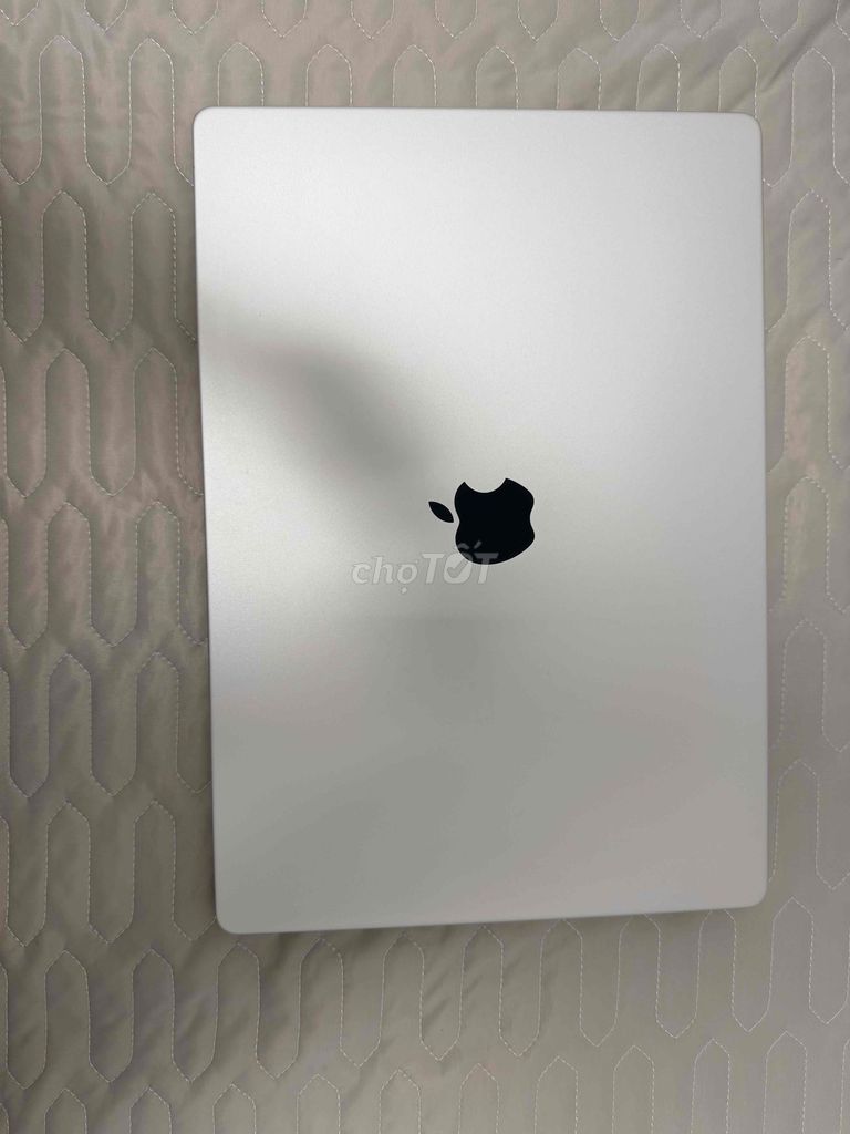 Macbook M2 Pro 16inch. Mua bán Laptop tại Quận Bình Tân Tp Hồ Chí Minh được đăng bởi trung hình 1