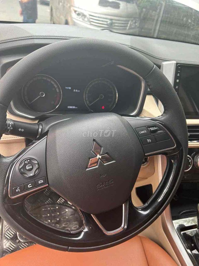 Mitsubishi Xpander 2019 Bạc 38000 km. Mua bán Ô tô tại Quận Tân Bình Tp Hồ Chí Minh được đăng bởi Thuỳtrang hình 7